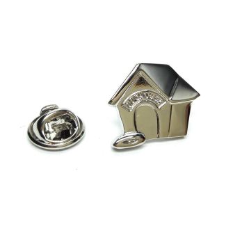 Pin de Solapa Caseta de Perro Plateada