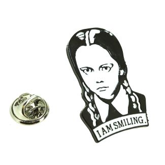 Pin de Solapa Wednesday Friday Addams - Gemelolandia