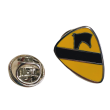 Pin de Solapa 1ª Division de Caballeria Estados Unidos 1st Calvary Divison USA 20x15 mm - Gemelolandia